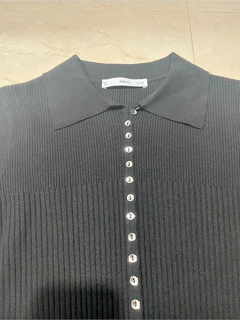 MNG Ribbed Collared Button Front Sweater Size Medium - Picture 4 of 4